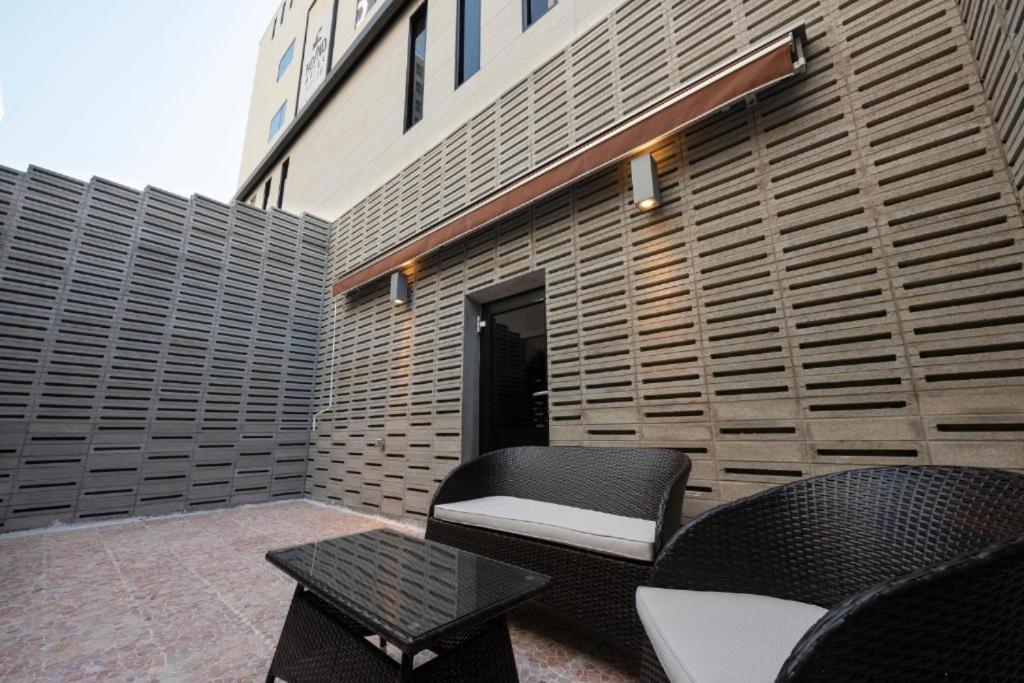 Hound Hotel Yeonsan Busan Buitenkant foto