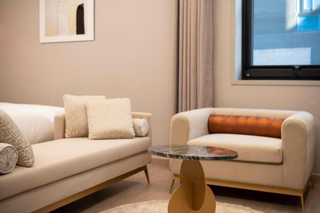 Hound Hotel Yeonsan Busan Buitenkant foto